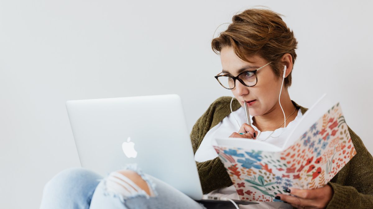 Új AI-képzés indul, a Gábor Dénes Egyetem háromórás online képzésére bárki regisztrálhat.