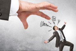 A PwC 2026-os Global Workforce Hopes and Fears Survey felmérése szerint a munkavállalók több mint fele lemaradóban van az AI-hoz kapcsolódó skillek terén.
